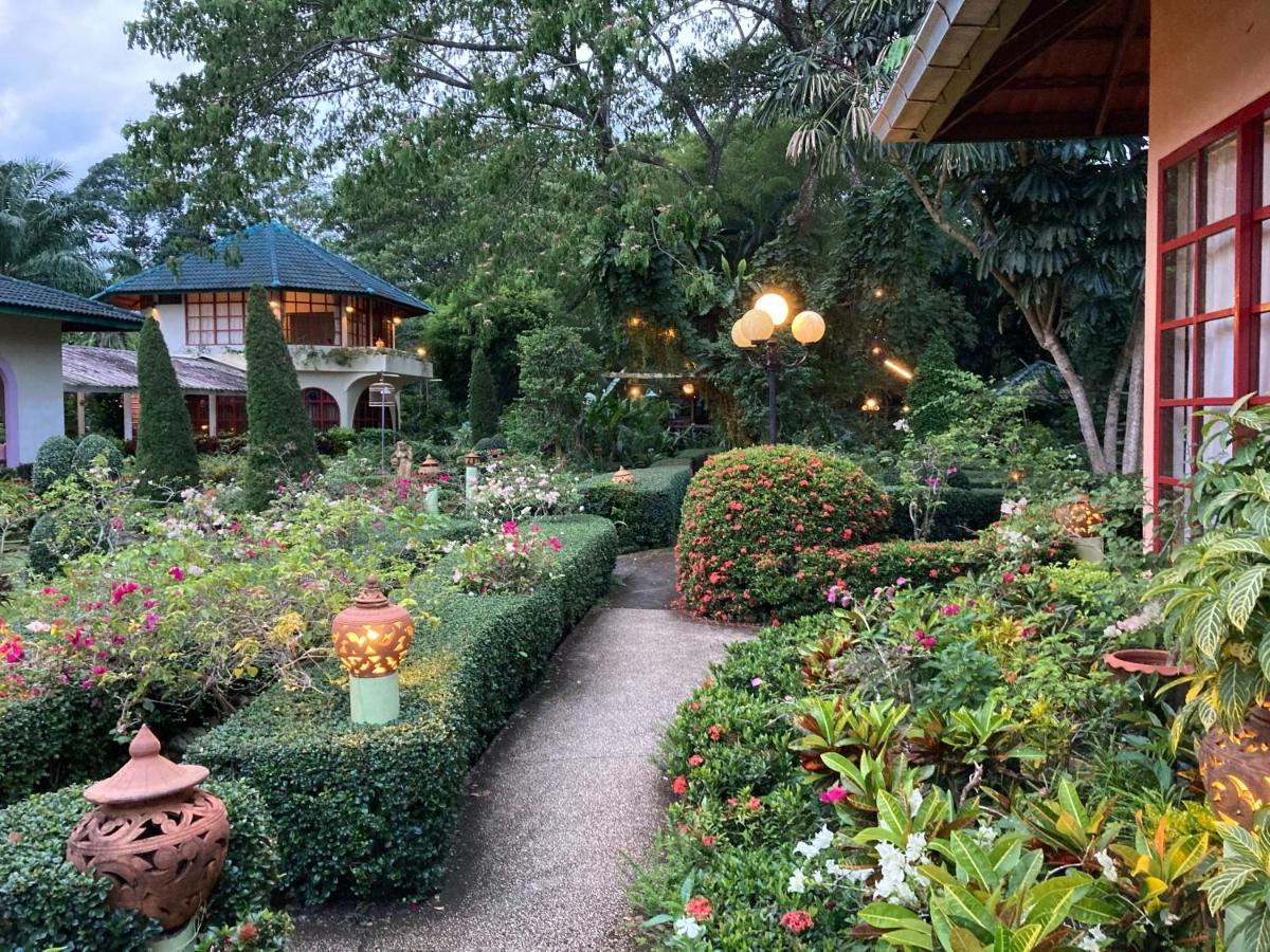 Ekman Garden Resort Sichon Exterior foto