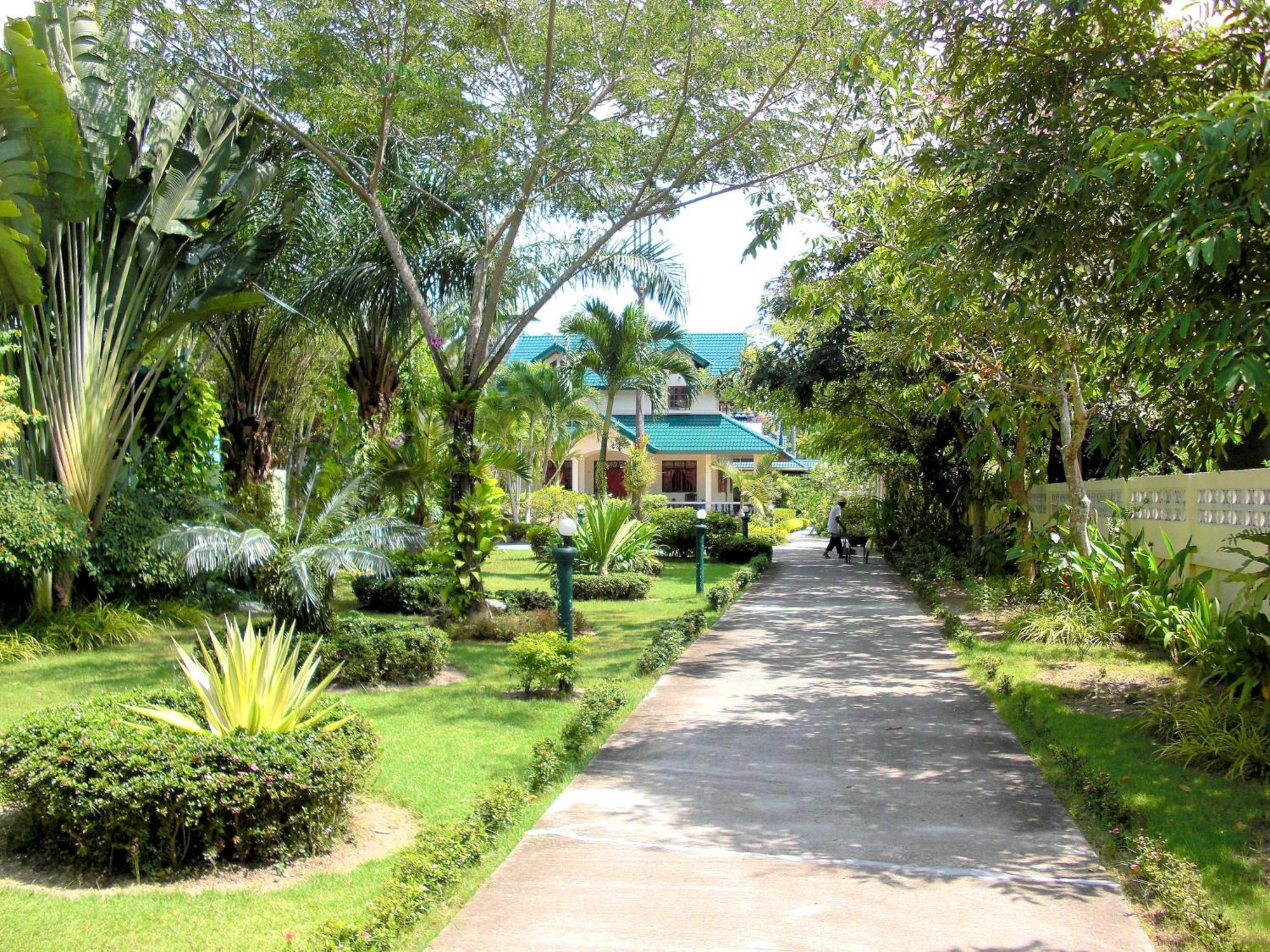 Ekman Garden Resort Sichon Exterior foto